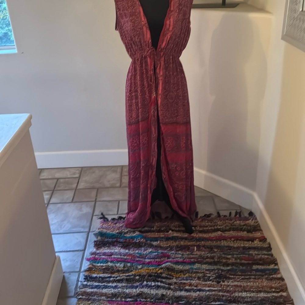 Swim beach cover/dress opens in front